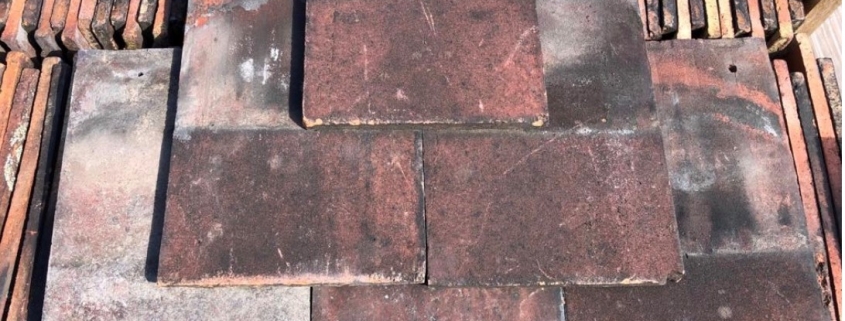 Dignus Sandstorm roof tiles Red Dimensions: 11" x 7" 280mm x 178mm Why Should I Choose Them? We think there are some major benefits to using reclaimed tiles.  They generally look better, especially on buildings that are very old.  We believe they add to the beauty of a property, often retaining its traditional look. Reclaimed tiles provide character, giving it a unique style. Reclaimed roof tiles are also environmentally friendly. This reduces the impact of having to source new materials, and stops materials ending up as landfill. They often end up working out as a cost effective alternative to other tiles. There is little need to worry about maintenance issues with reclaimed tiles, as the quality is often of high standards.