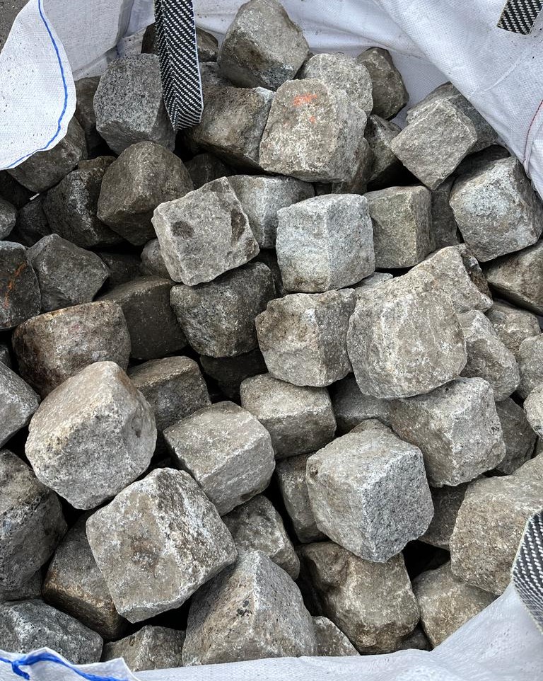 Granite Setts / Granite Cobbles (4.5 inch cubes) - Bulk Bag